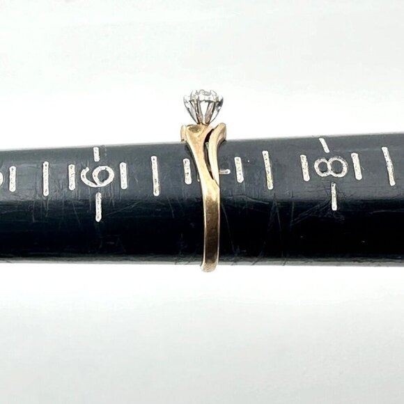 Womens Ring 10K Yellow Gold Diamond 1.5 Gram Size 7 - Picture 8 of 8